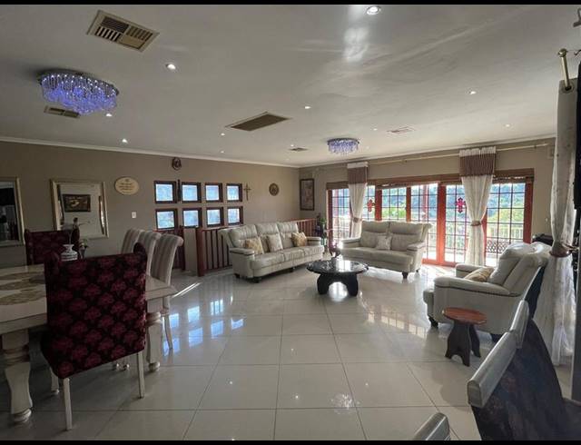 3 BEDROOM HOUSE FOR SALE IN NORTHDENE